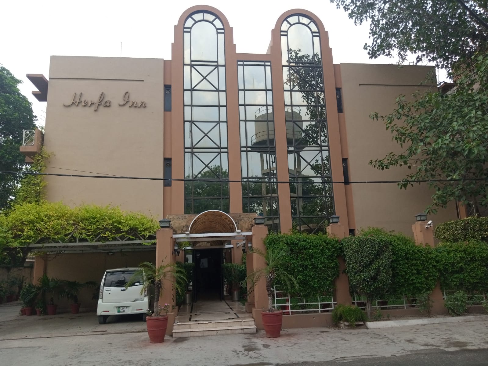 Herfa Inn Hotel in Lahore, Pakistan